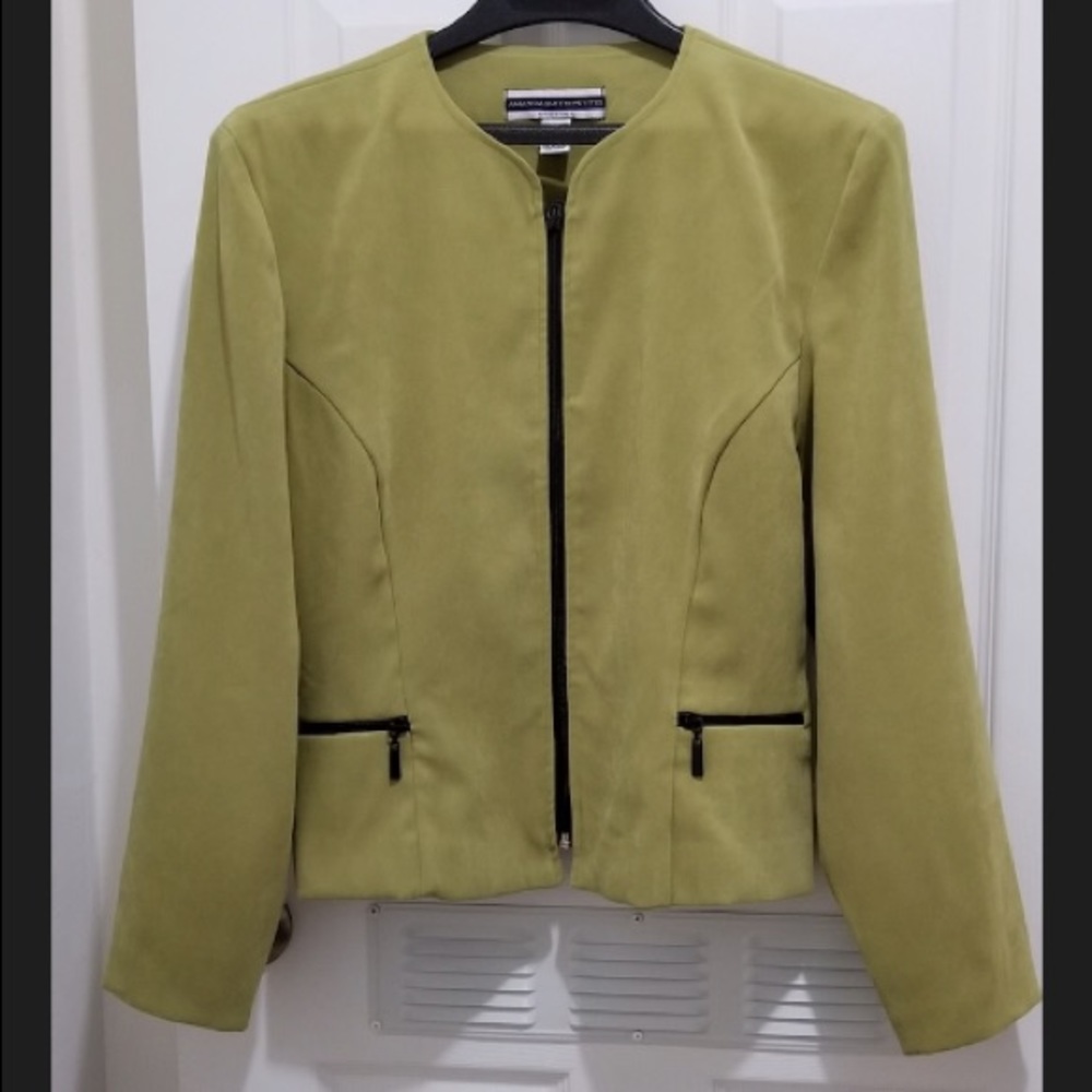 Jacket - Picture 2 of 2